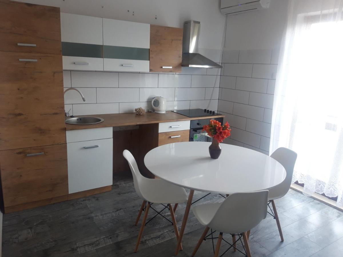 Apartments Radic Rogoznica  Εξωτερικό φωτογραφία