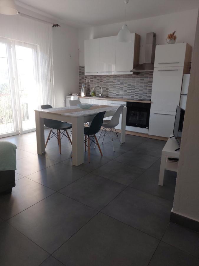 Apartments Radic Rogoznica  Εξωτερικό φωτογραφία
